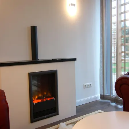 Chalet, Prázdninový dům *